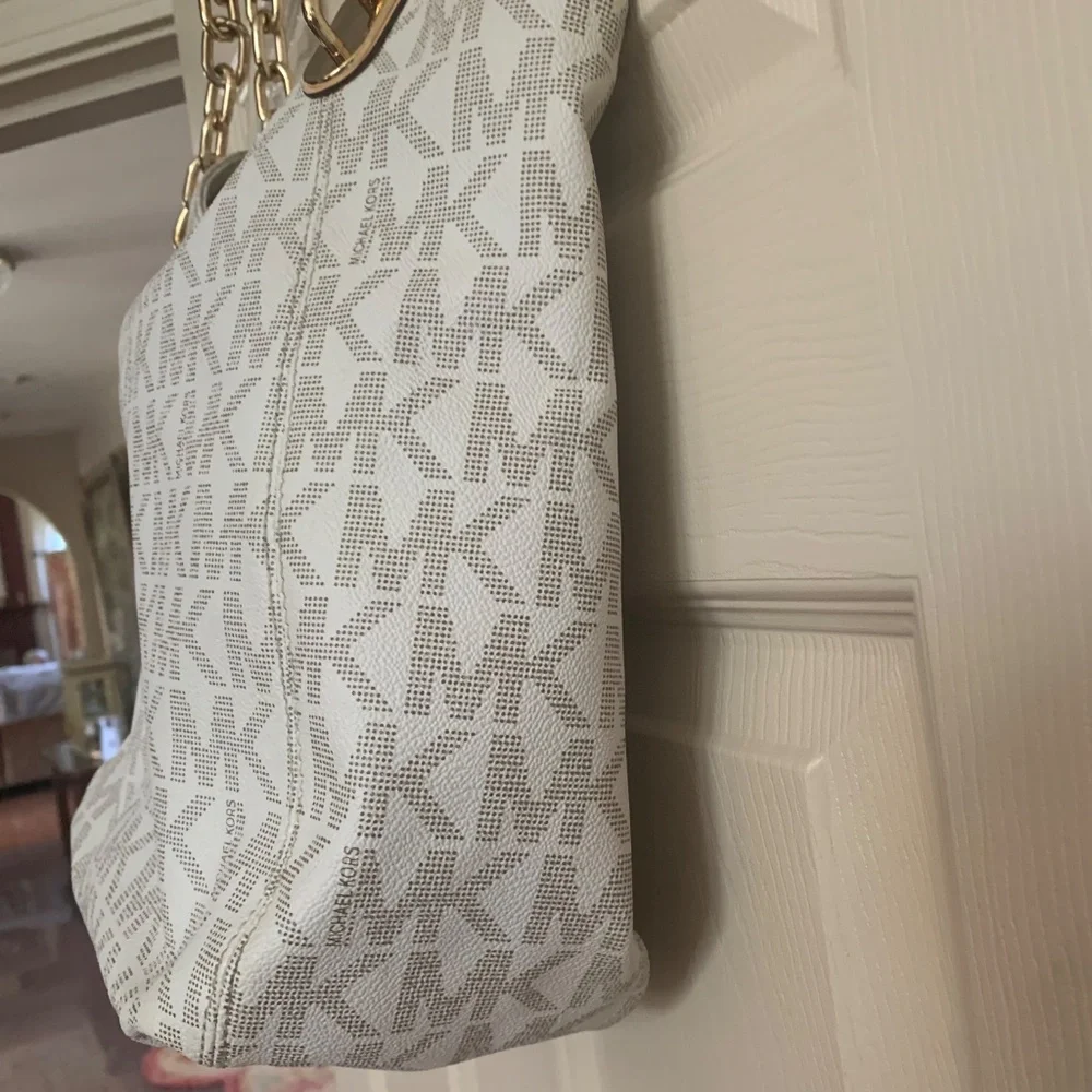 Michael Kors Beige Logo Leather Shoulder Handbag